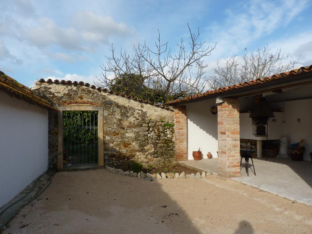 Refugio Da Ti Maria Villa Batalha Exterior photo